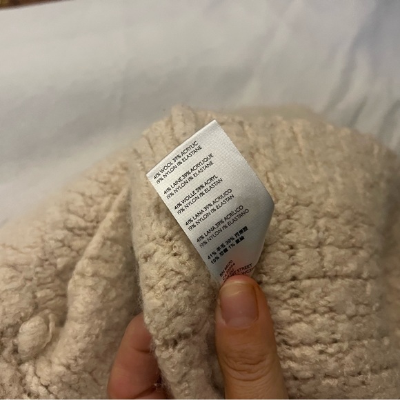 SOLD 🛑 Free People Wool Cardigan - Picture 5 of 5